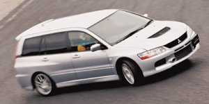 mitsubishi-lancer-evolution-ix-wagon-photo-5171-s-original.jpg