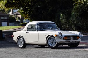 Honda-S800-Racing-Car.jpg