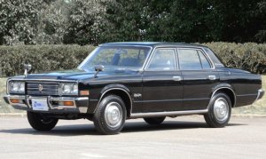 Toyota-Crown-5-02.jpg