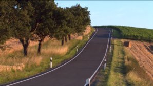 811725608-roadside-saargau-road-surface-marking-country-road.jpg