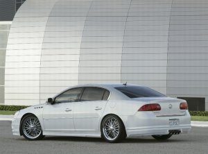 buick_lucerne_cxx_manu-07_02-800.jpg