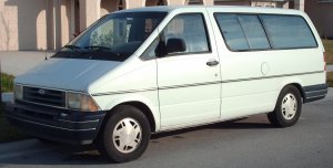 Ford_Aerostar_LWB_1992-97.jpg
