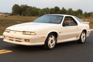 1992_dodge_daytona_iroc_rt_1588186524c4fa56eb1e1f8cbe29AC2FB8-0CDA-48B8-A5A7-4D40E8803878.jpeg
