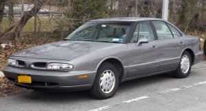 1996_Oldsmobile_Eighty_Eight_LS_in_Light_Gray_Metallic_front_left.jpg