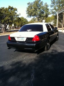 CrownVic3.jpg