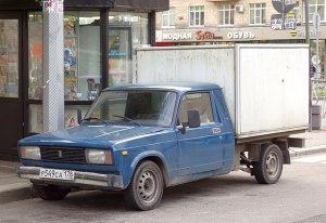 640px-VAZ-2105_Kastenwagen.jpg