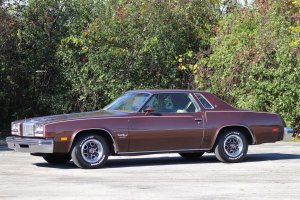 1977-oldsmobile-cutlass-supreme-brougham-colonnade.jpg