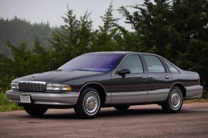 1993_chevrolet_caprice_jul-06-22_102506_034-27337.jpg