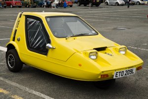 Bond_Bug_1973_-_9697490495.jpg
