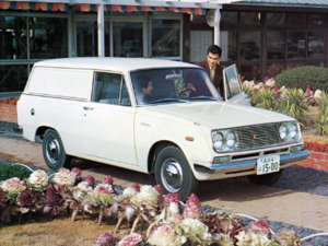 toyota-corona-van.jpg