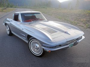 1963_chevrolet_corvette-1400x1050.jpg