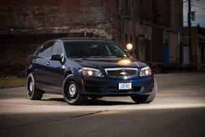 5-2011-chevrolet-caprice-search-light.jpg