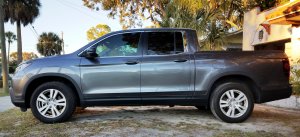 2017_Honda_Ridgeline_RT.jpg