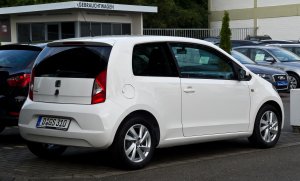 Seat_Mii_10_Style__Heckansicht_15_September_2012_Dsseldorf.jpg