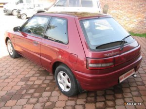Mazda_323_BG_1_7D_3.jpg