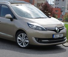 BeigeRenaultScenic